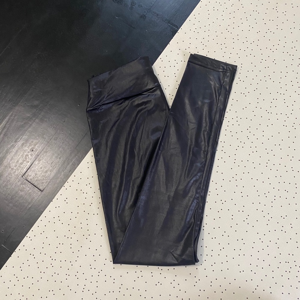 Leather leggings